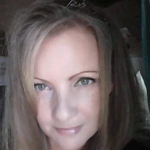 Meet your Posher, Candace